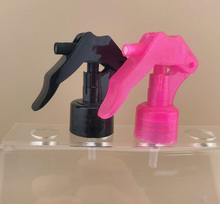 Mini pulverizador de disparo de plástico negro para cosméticos y peluquería