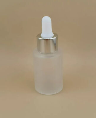 Nuevo diseño Matte Clear Smooth Round Dropper Flask para la esencia