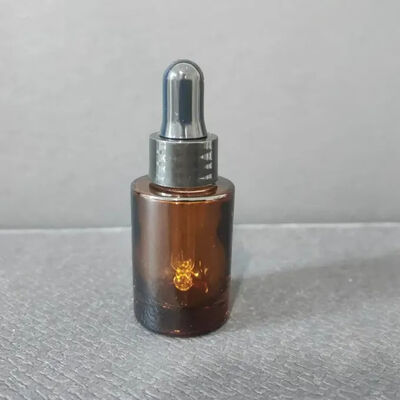10 15 20 30 50 ml Botella cuentagotas de vidrio transparente con anillo de oro rosa de aluminio electroquímico para cosméticos