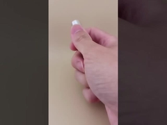 Nuevo diseño de cepillo dorado para pestañas con tapa plateada para labiales