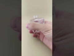 Botella de vidrio transparente para perfume para automóviles