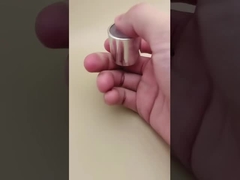 Botellas de aluminio-plástico plateadas con tapa lisa y botón transparente