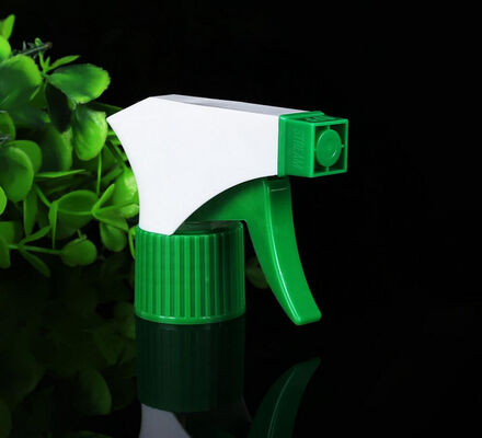 Pulverizadores de presión personalizados Botella de agua de mano 28 mm Puma de plástico Pulverizador de pulverización