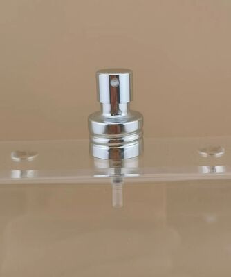 El botón de aluminio plateado personalizado es un tornillo de pulverización fino para perfume