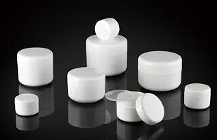 una serie de envases cosméticos Lotionskin Cream Jar para el cuidado facial
