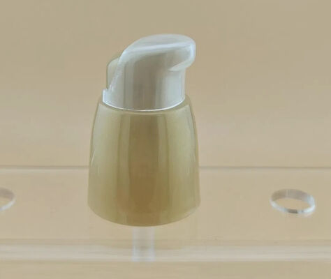24/410 PP bombas transparentes de pulverización de suero con tapa de PP K701-7