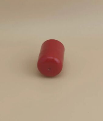 Bonito diseño tapa de plástico rojo para botellas de cuidado de la piel