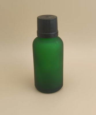 Diseño delicado Botella de vidrio verde oscuro transparente para la esencia
