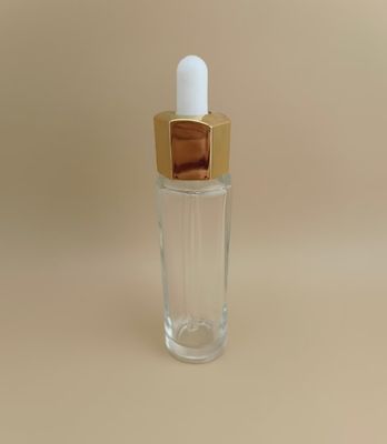 Botella de goteo transparente personalizada con CRC Diseño polígono posible y agradable que ofrece una solución de embalaje duradero para la esencia